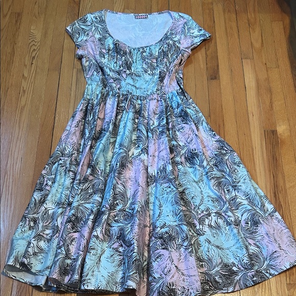 Pinup Couture Dresses & Skirts - Pinup Couture Vintage Dress. Size Large